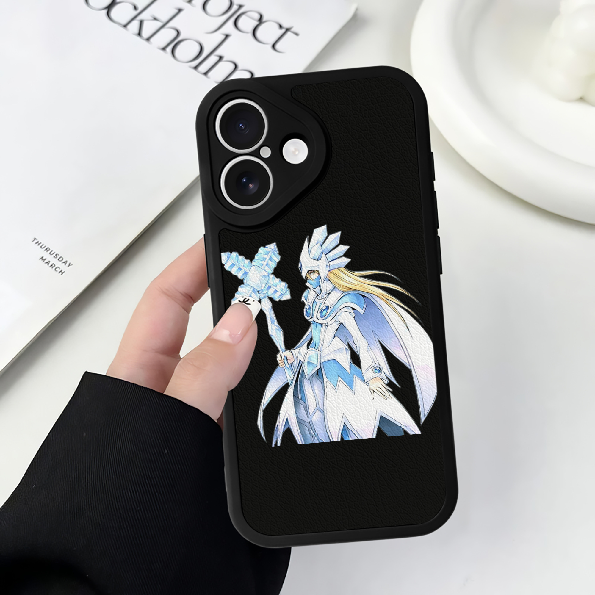 （画像用） 遊☆戯☆王 Yu-Gi-Oh! 【iPhone 16シリーズ対応】シリコンスマホケース（レザー調） 材質：シリコン